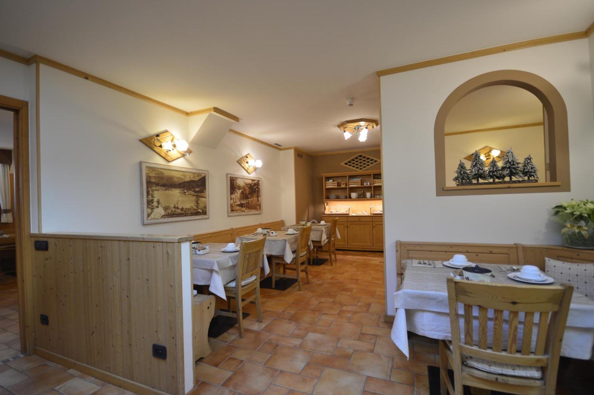 Garni Sant'antonio Con 3*